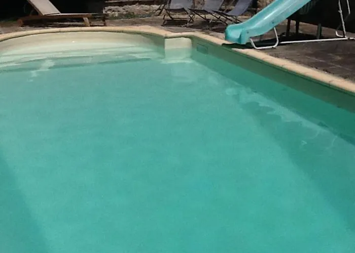 Ferme Du Prieure 住宿加早餐酒店 Moirax